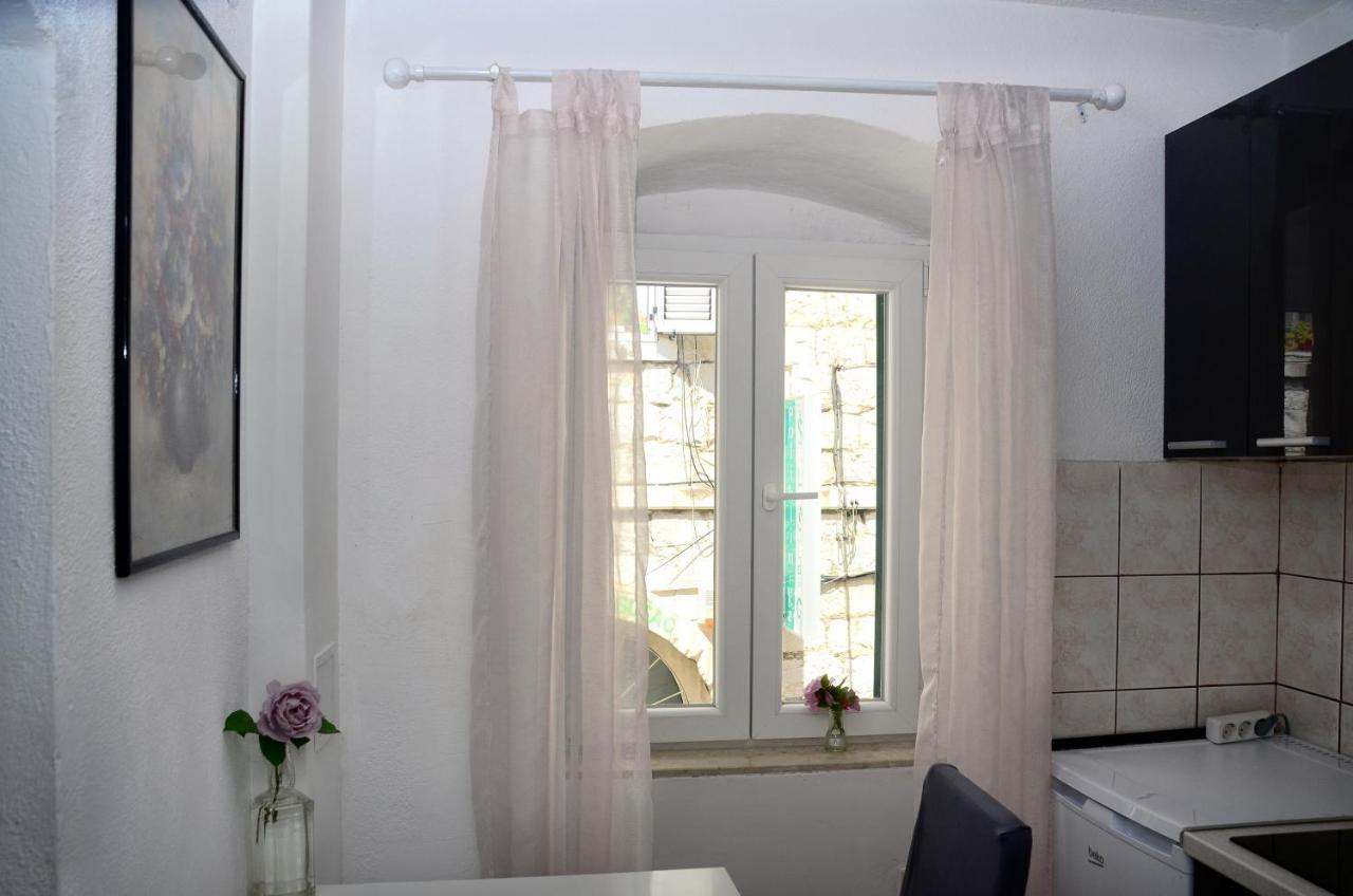 Studio City Center Apartment Спліт Екстер'єр фото